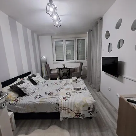 Nataly Apartment